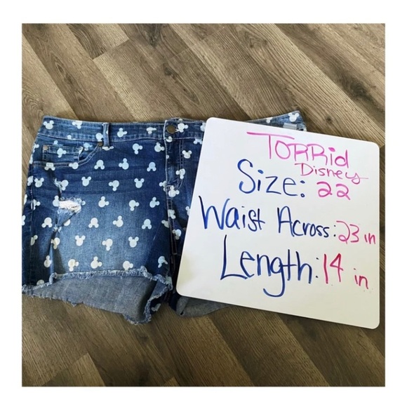 TORRID Disney Mickey Mouse Print Jean Shorts - Picture 6 of 7